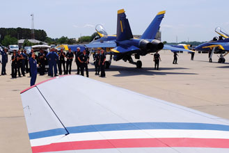 Skytypers-Blue-Angel-Crew-Off-Left-Wing